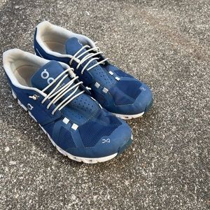 On Cloud 5  Women’s denim/white shoes